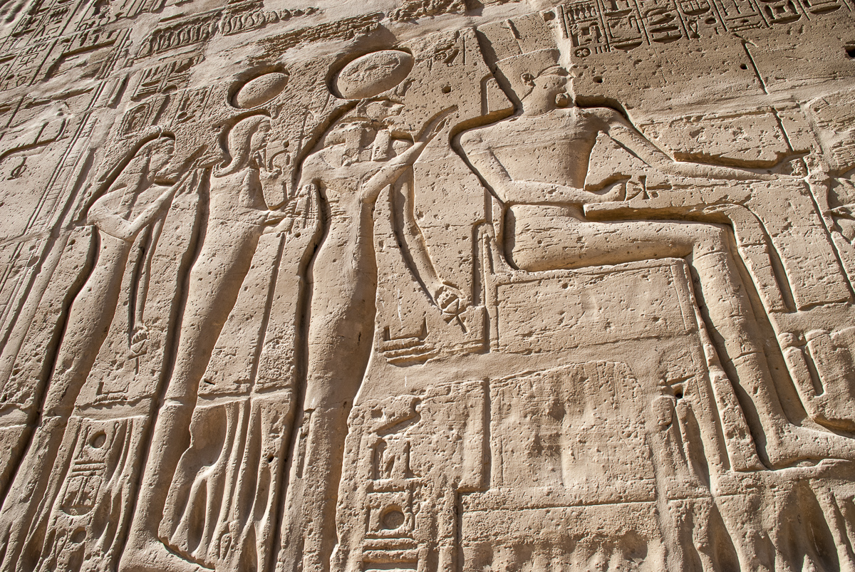 Wandschnitzerei Karnak Tempel2.jpg