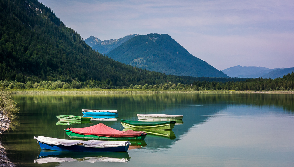 wartende Boote Sylvensteinsee