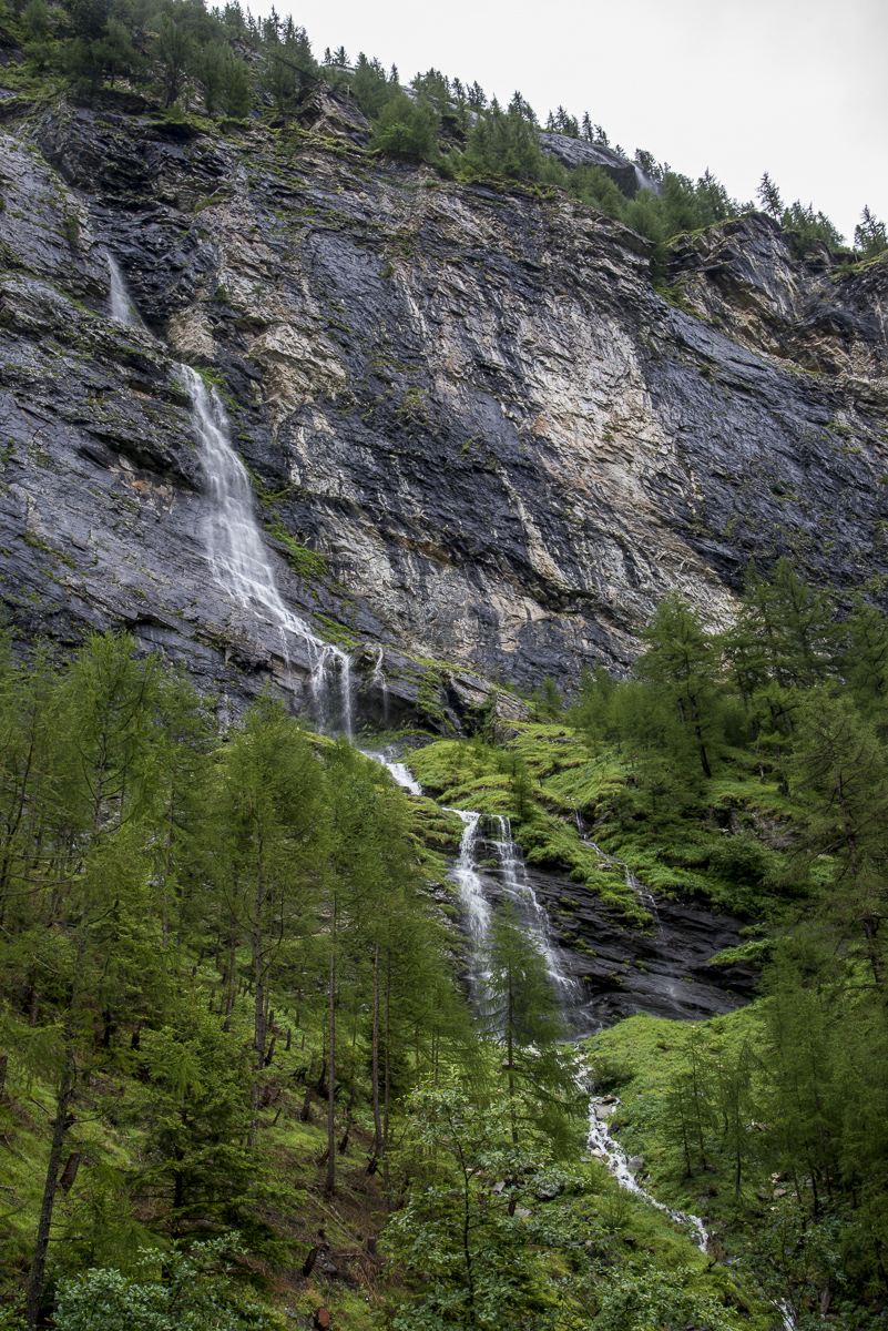 Wasserfall Simplon.jpg