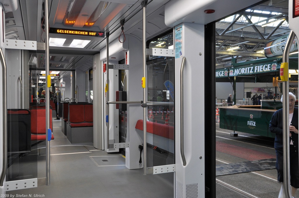 web F Variobahn innen