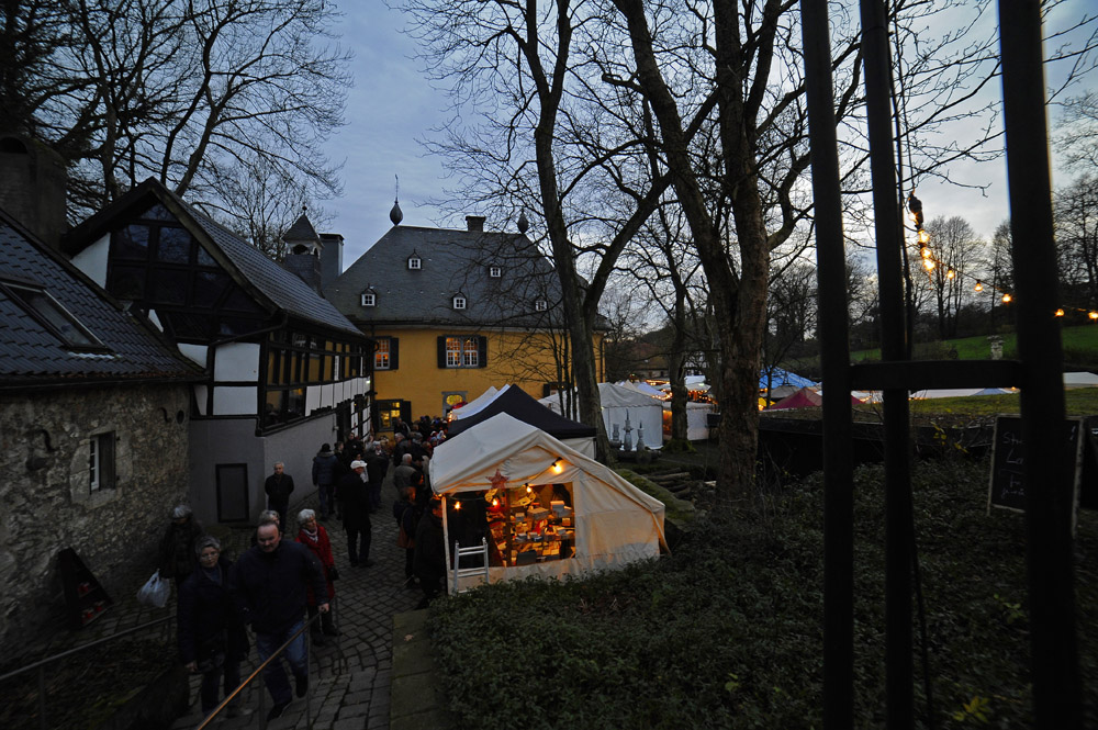 Weihnachtsmarkt Schloss Lüntenbeck 2015 7006771x