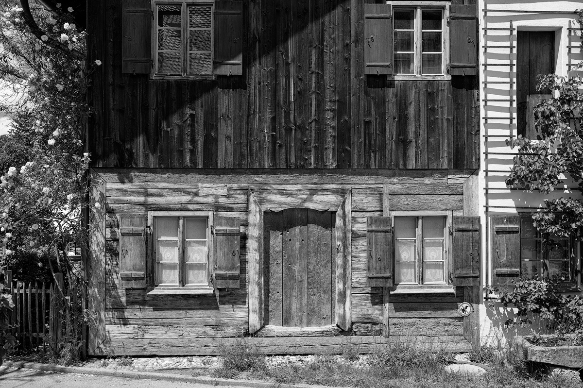 Weindorf-Haus.jpg