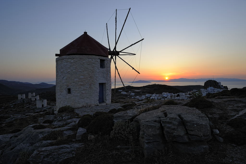Windmühlen über der Chóra von Amorgós