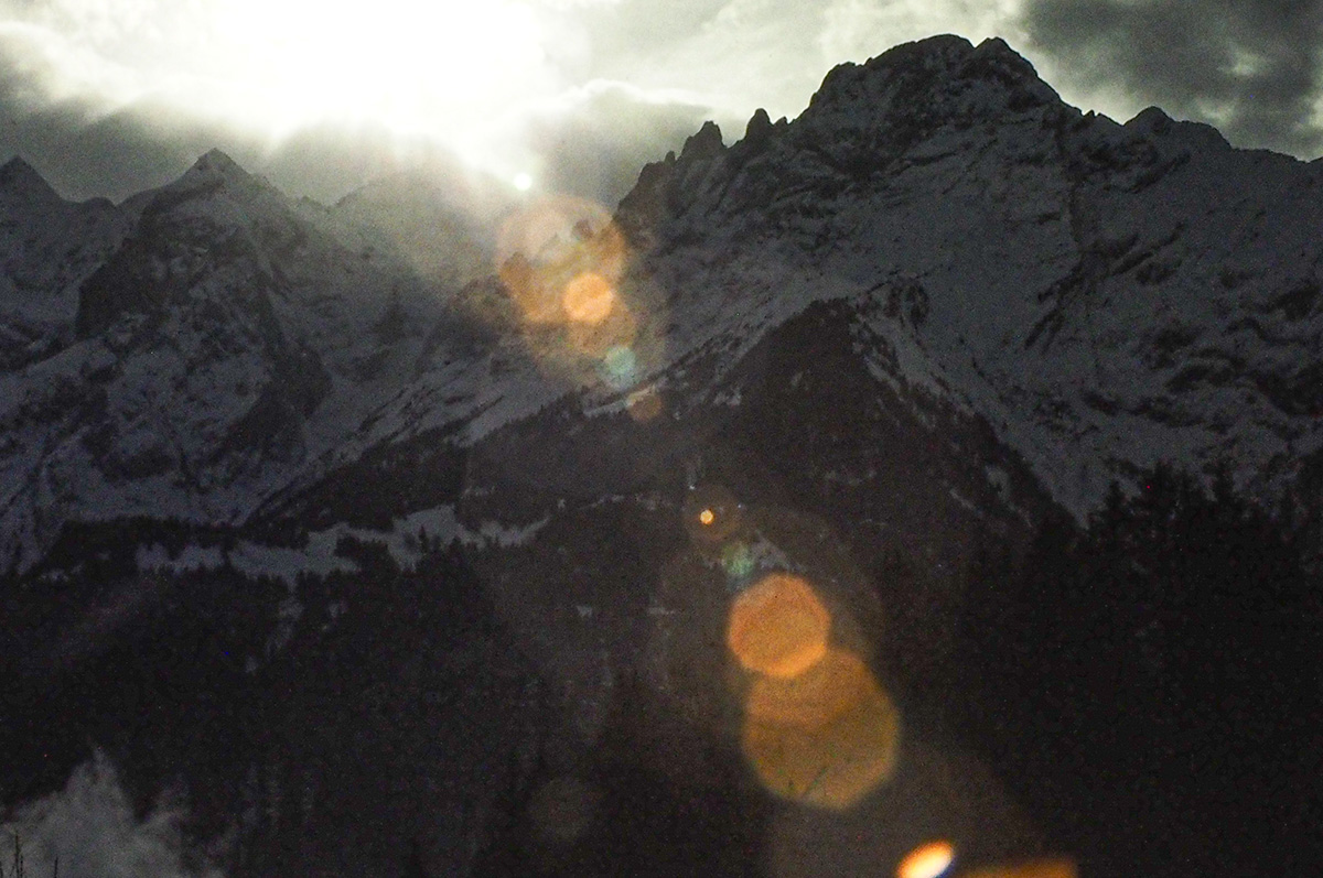 Winterlicher "Lichtblick" für den SonntagPA200105-Edit.jpg