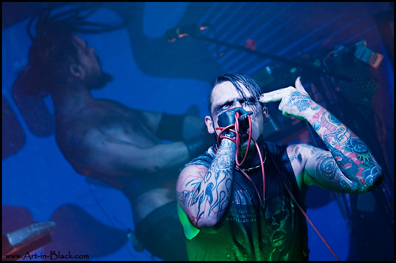wwwart in blackcom Combichrist 18