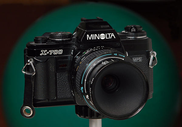 X700