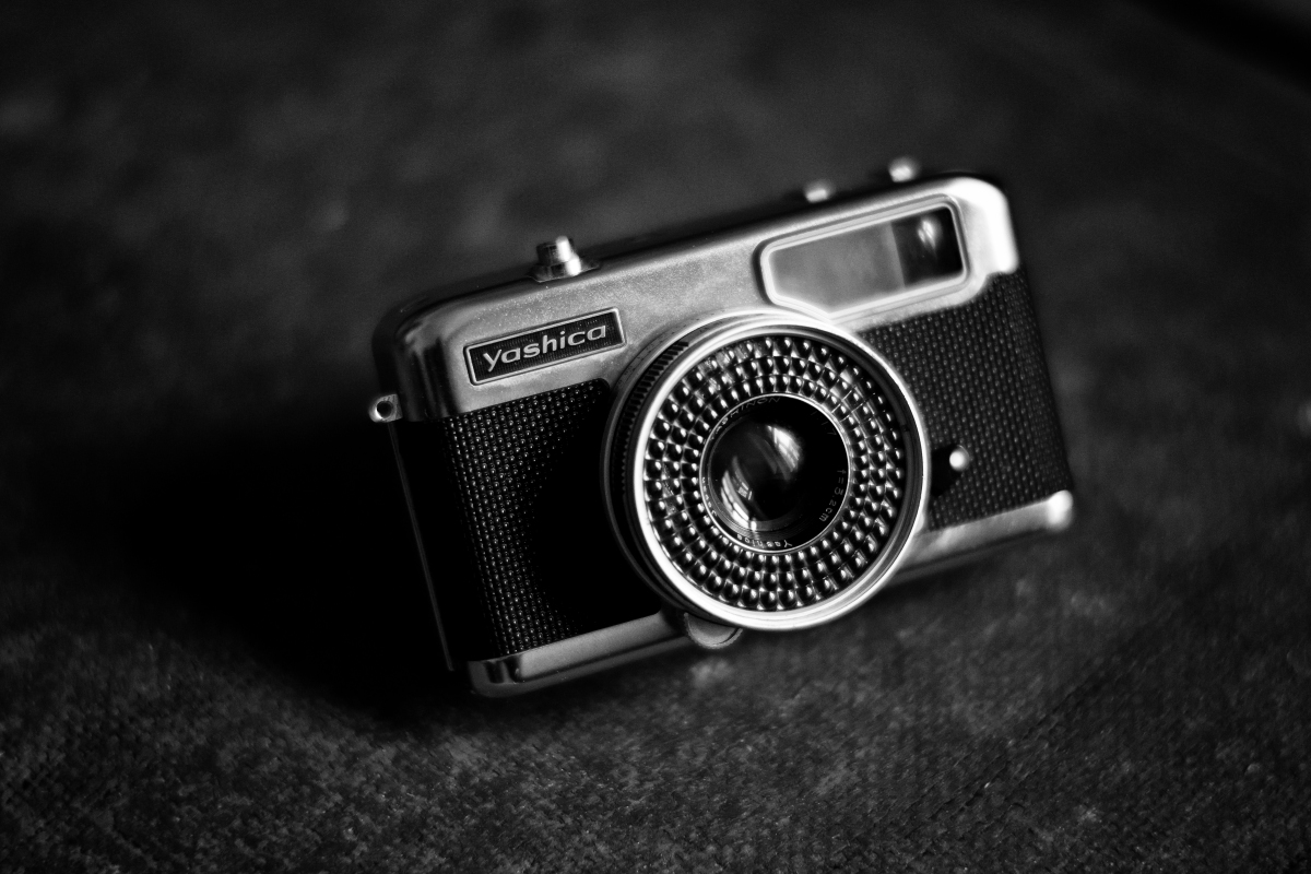 yashica 1