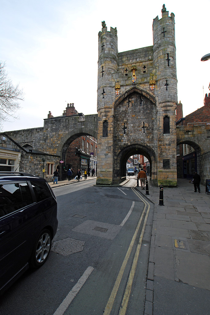York, Stadttor (D80, 11mm UWW) DSC 1337 x