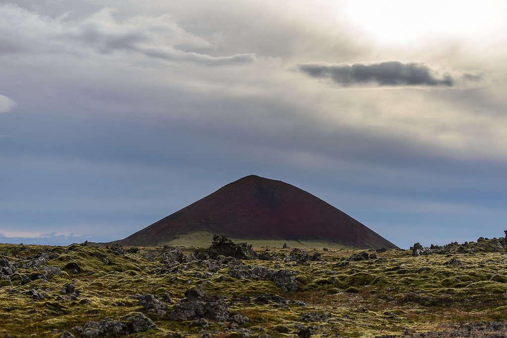 Ytri Rauðamelskúlur Island 2015