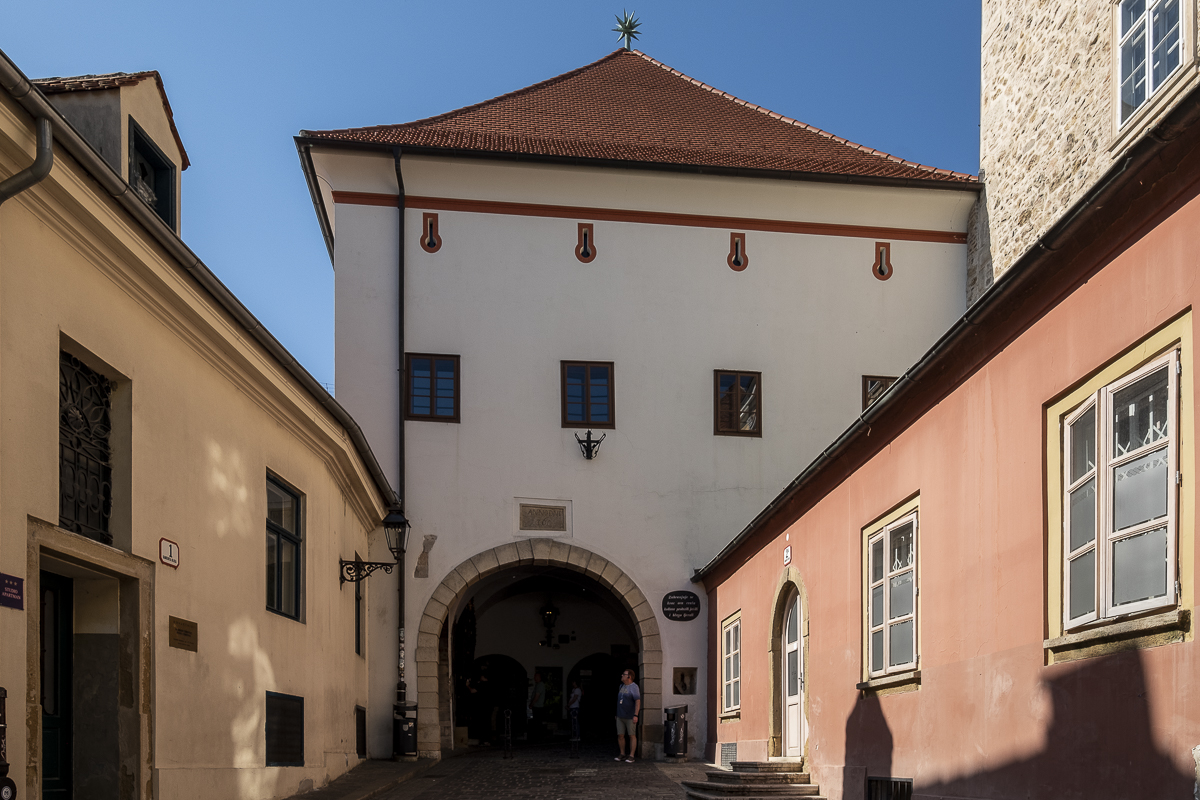 Zagreb Altstadt2.jpg