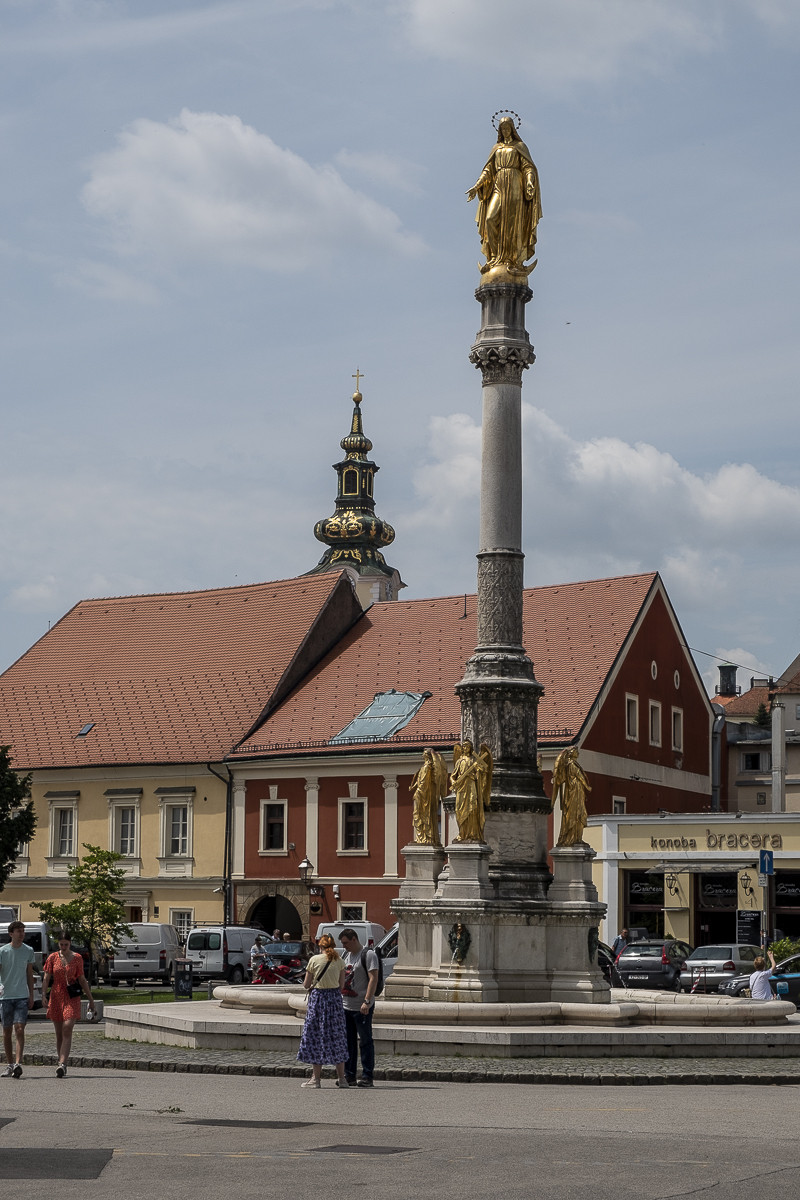 Zagreb Marienstatue.jpg
