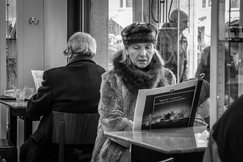 Zeitungsleser 07