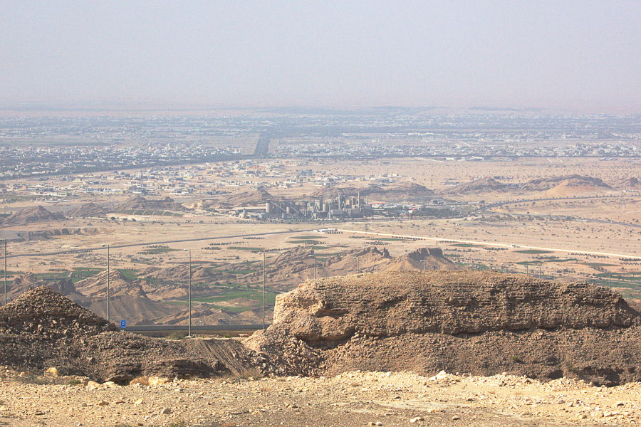 zementwerk jebel hafeet klein
