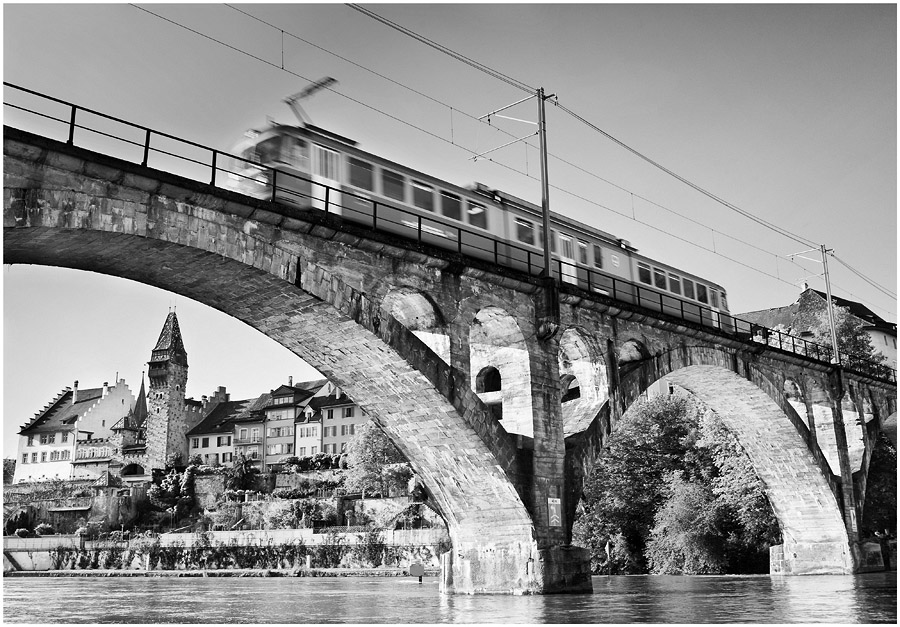 Zug-Brücke