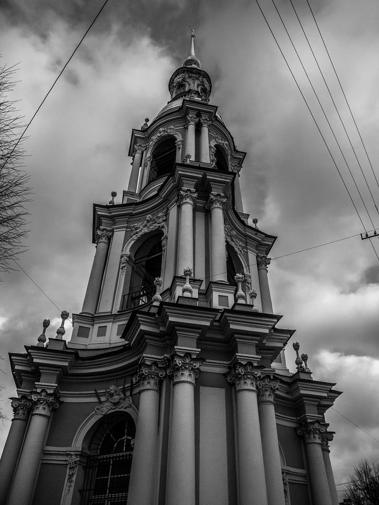 16063251874_dd6f21efbe_b.jpg