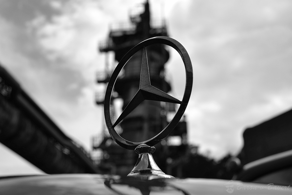 15118220892_acbcee0b62_b.jpg