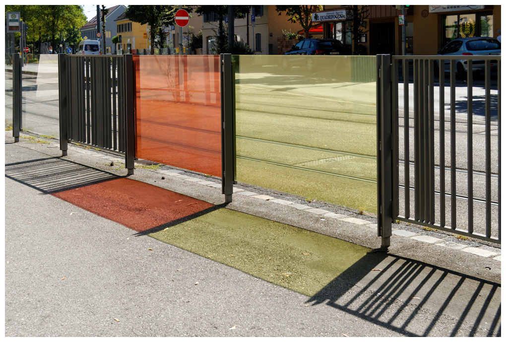 Farbe%20gelb%20gelbes%20Glas%20001.jpg