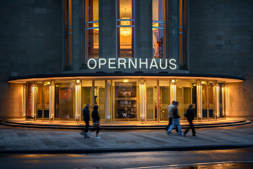 opernhaus2.jpg