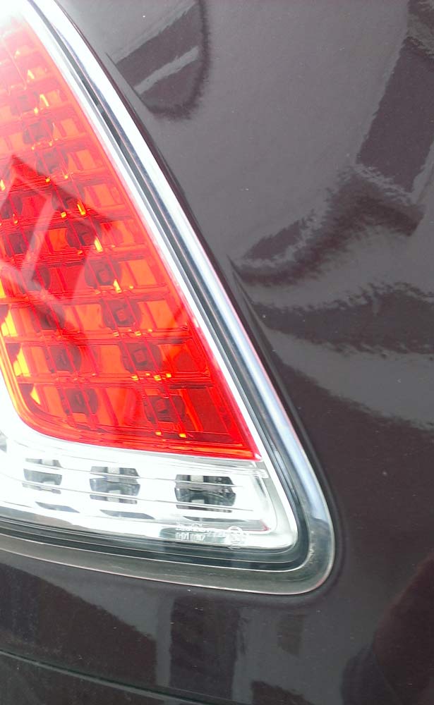 lgq7sx2l.jpg