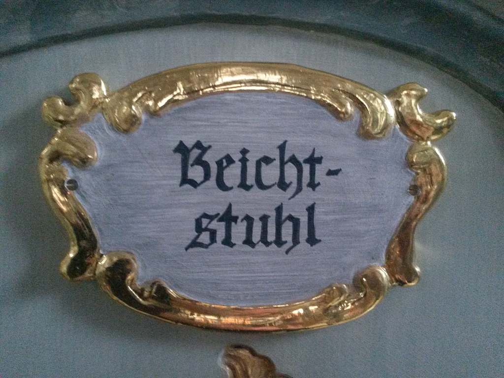 Beichtstuhl.jpg