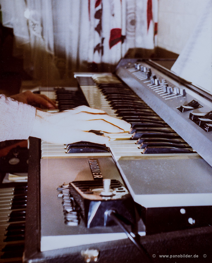 hoher-s909.jpg