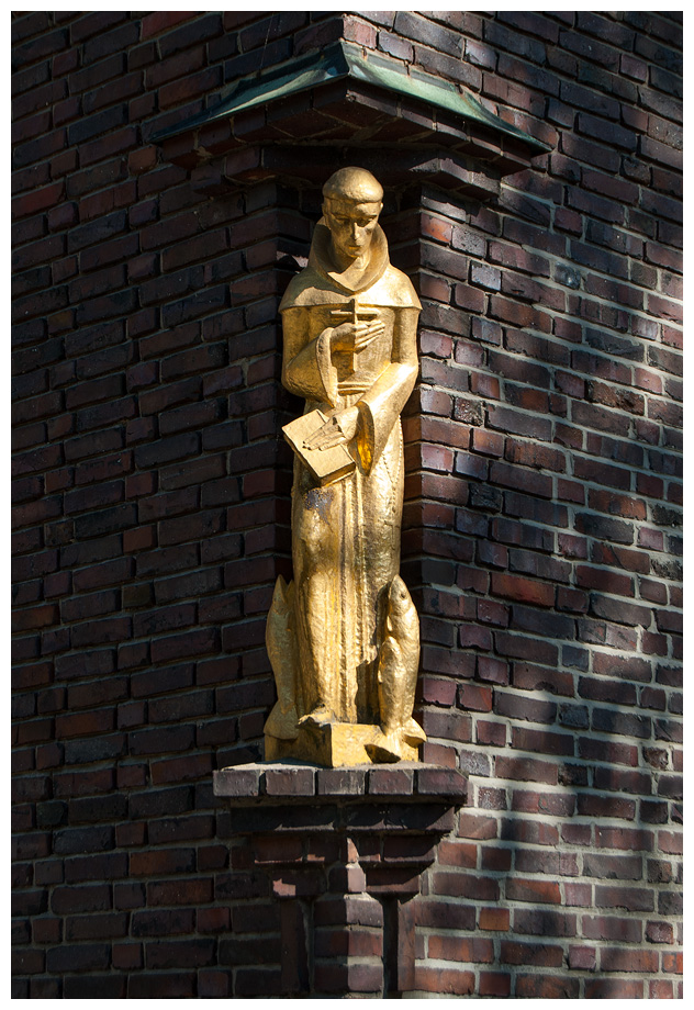 Farbe%20Gelb%20Wandfigur%20001.jpg
