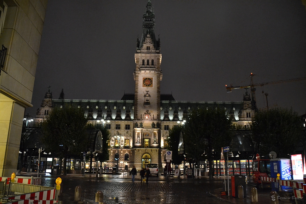 21820528786_7c44898917_b.jpg