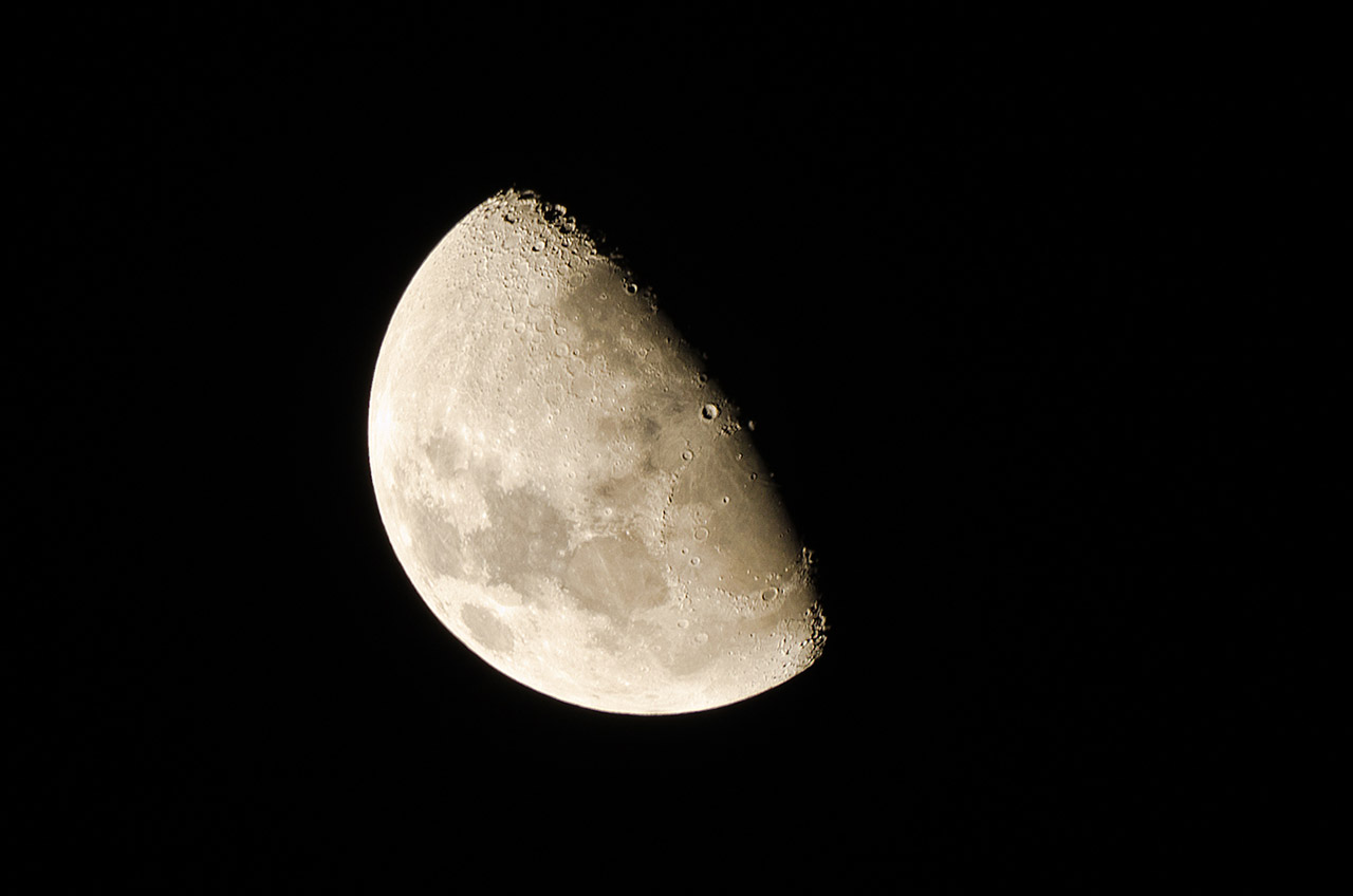 namibia_mond.jpg