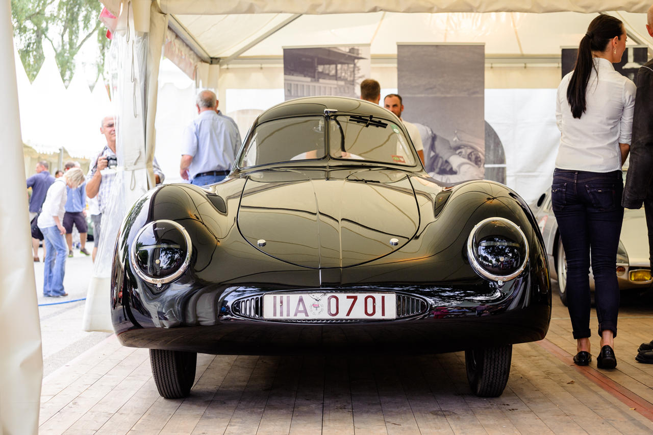 19323239gk.jpg