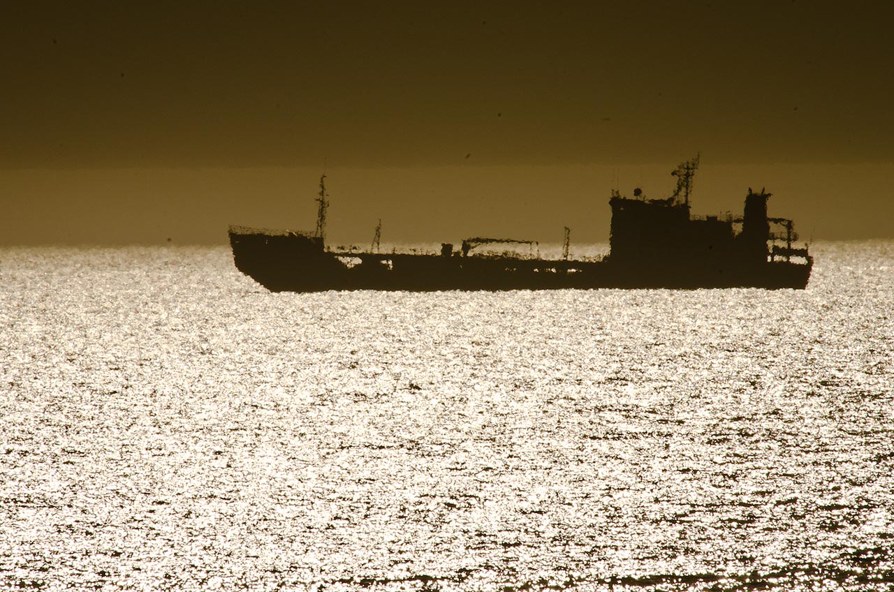 namibia_walvis_bay_schiff.jpg