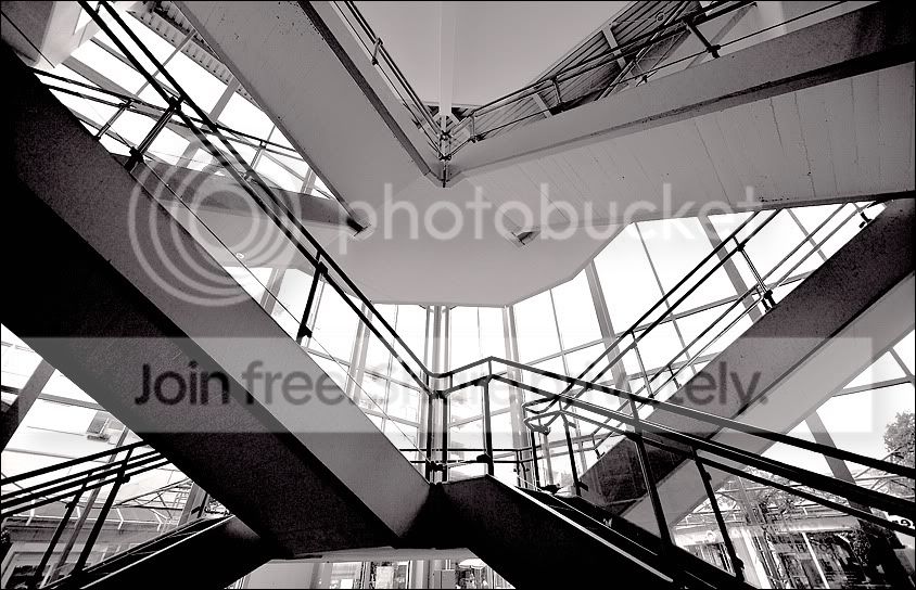 comp__100042_01klein.jpg