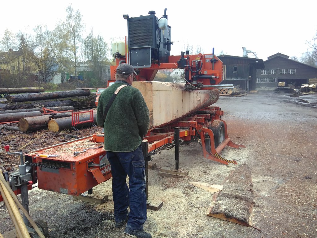 35897395fm.jpg