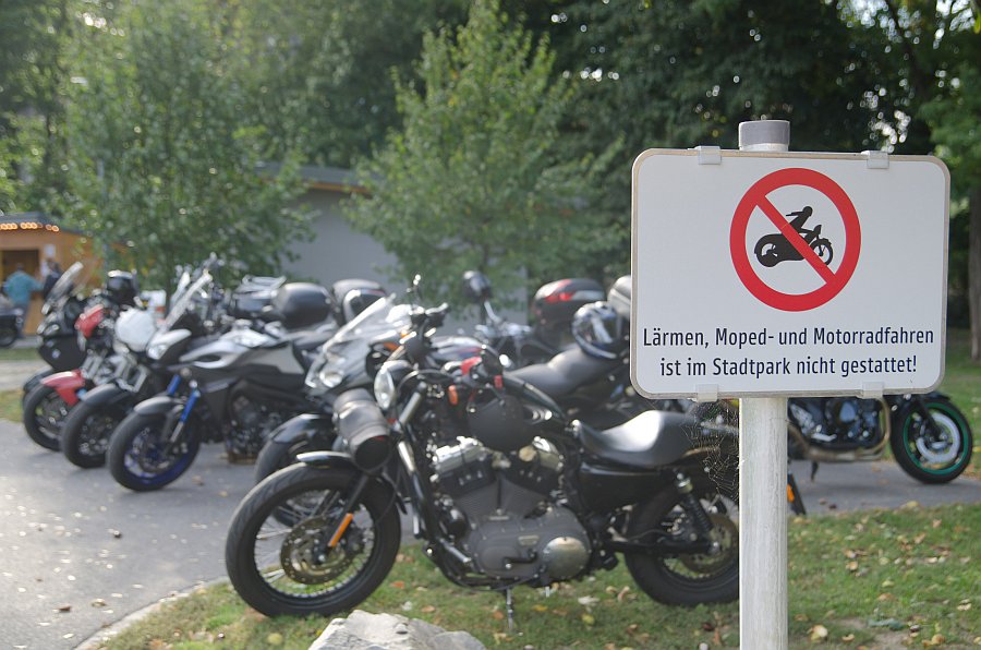 mopedfahren.jpg