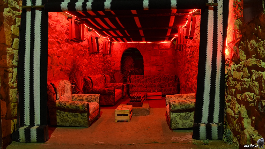 Bar im roten Licht