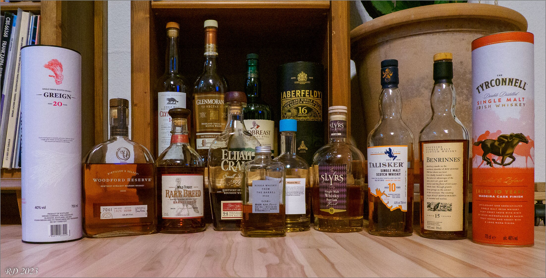 P2241947-2.jpg