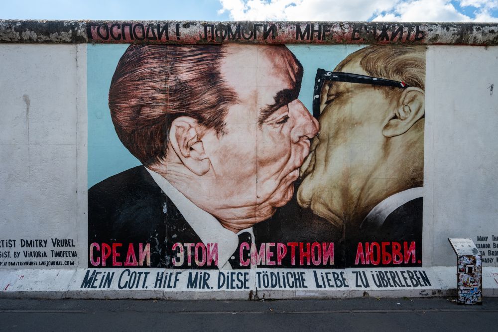 51200843lh.jpg
