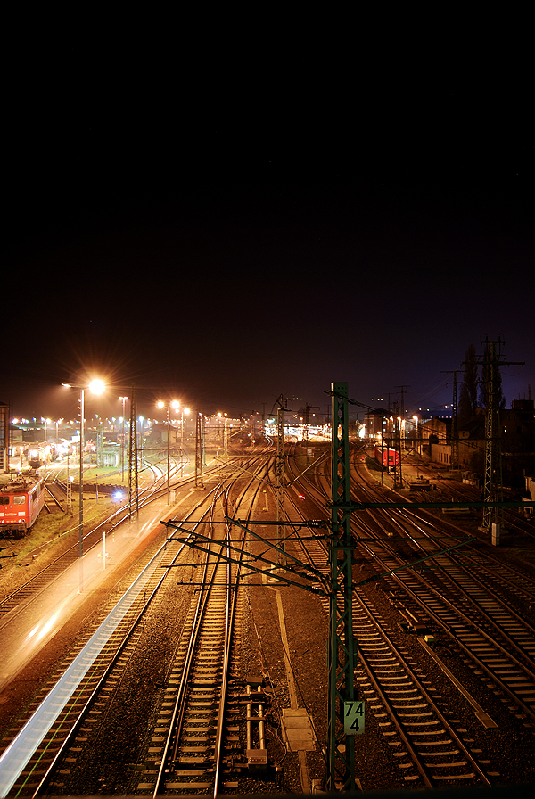 Slfer_Bhf_bei_Nacht_by_Odin77.jpg