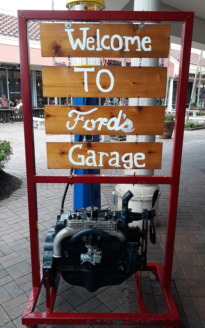 FordsGarage.jpg