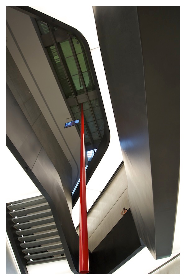 escher1.jpg