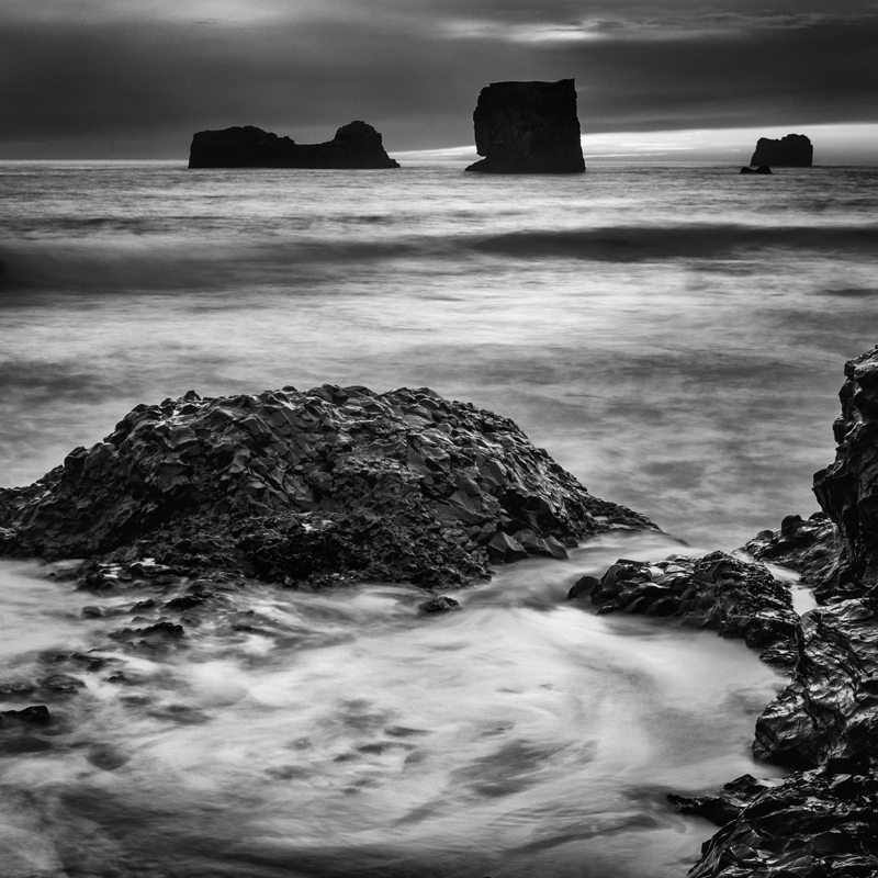 Iceland-2013-Dyrholaey-bw-2.jpg