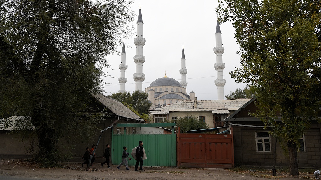 s277_Bishkek_Moschee_1323.jpg